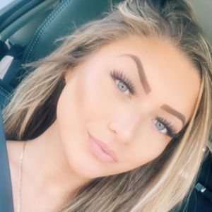 Meet your Posher, Natalia